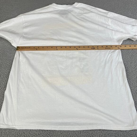 Hot Topic T-Shirt Mens XL White Banana Fish Graphic Tee - Picture 6 of 7